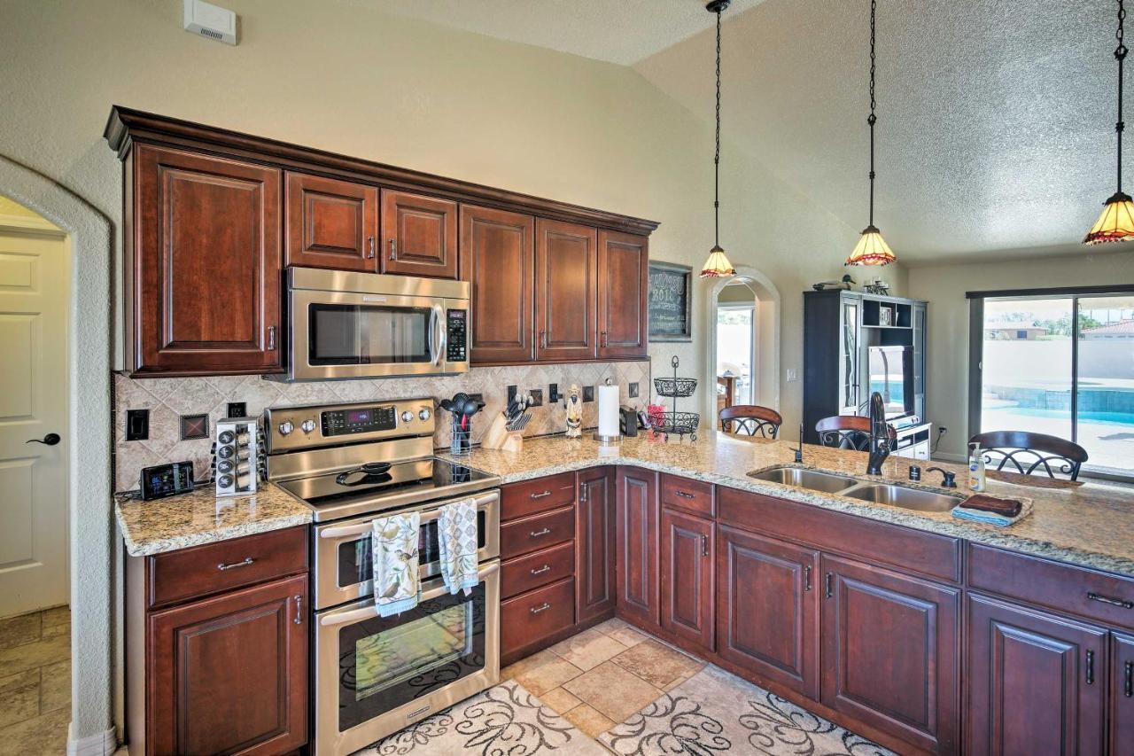 Lake Havasu City Home With Pool, Hot Tub And Mtn Views Exterior photo